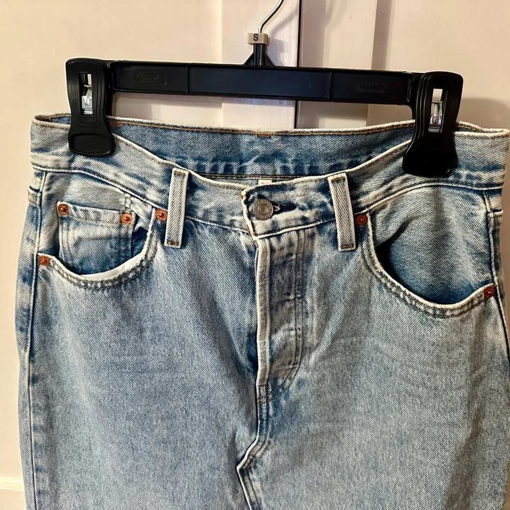 💙Levi's Iconic Side-Slit Denim Maxi Skirt - Not In The Mood💙 - Picture 5 of 8